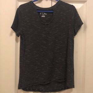 girls black and white striped t-shirt